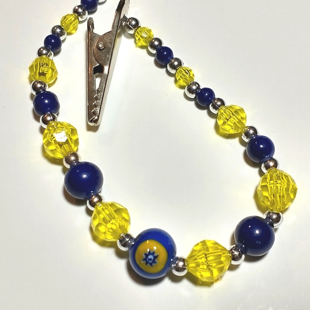 Alligator clip bracelet